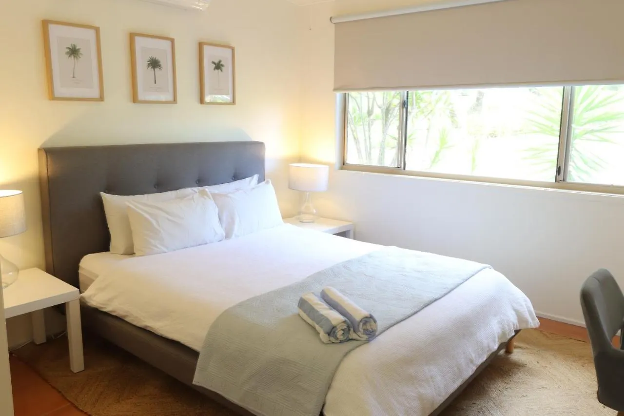 Sugarloaf Villa - Lush Tropical Whitsunday Retreat Windermere   Windermere (Whitsunday)